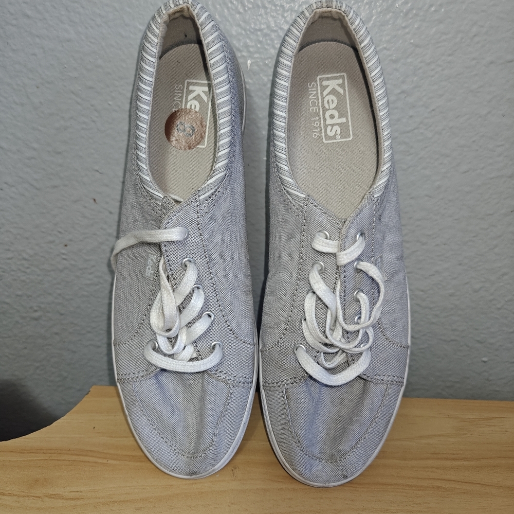 Keds Light Gray Women's Casual Sneakers Size 8
